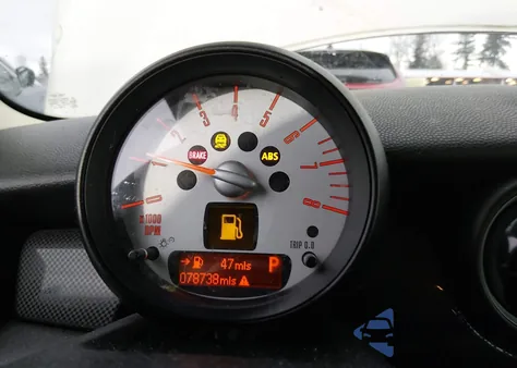 2013 Mini Hardtop Cooper S from USA, damaged, VIN WMWSV3C56DT391689